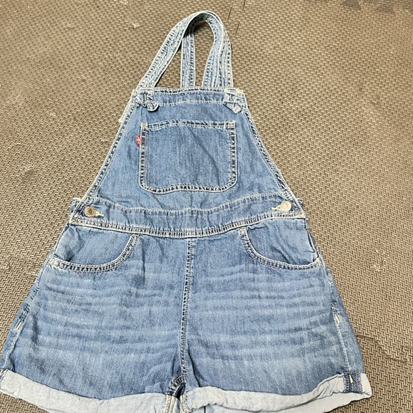 Levi’s Youth Denim Shortalls - Picture 6 of 6